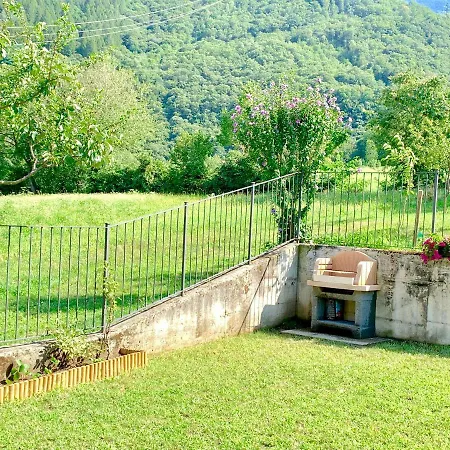 Strawberry House Colico